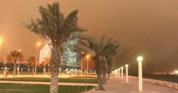 Dust storm hits Kuwait
